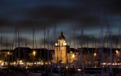 Hotels in La Rochelle: Old Port vs Les Minimes – Where to Stay